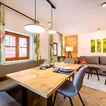 Thorbaeck Gut - Im Schlosserhaus Apartament *