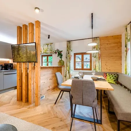 Thorbäck Gut - Im Schlosserhaus Apartment *