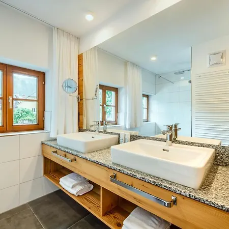 Thorbaeck Gut - Im Schlosserhaus