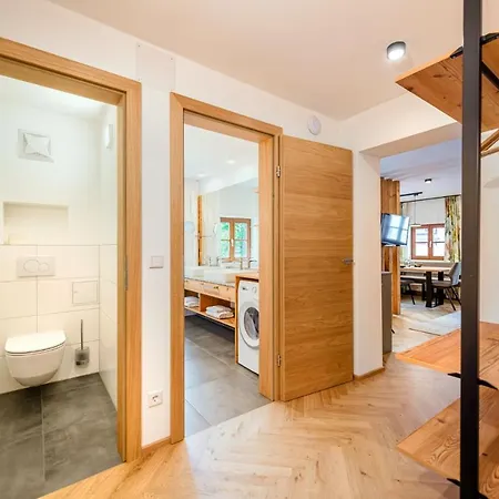 Thorbaeck Gut - Im Schlosserhaus