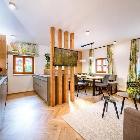 Thorbäck Gut - Im Schlosserhaus Apartment *