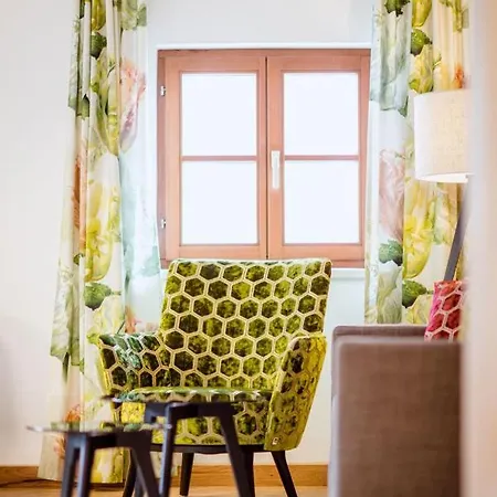 Thorbaeck Gut - Im Schlosserhaus