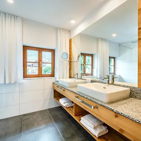 Thorbaeck Gut - Im Schlosserhaus *